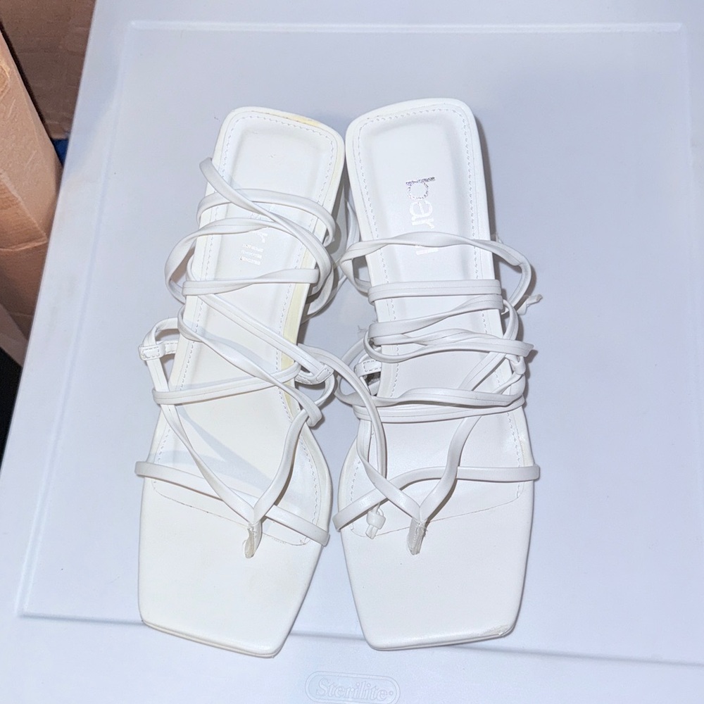 Bar III White Lace-Up Strappy Square Toe Sandals NWB